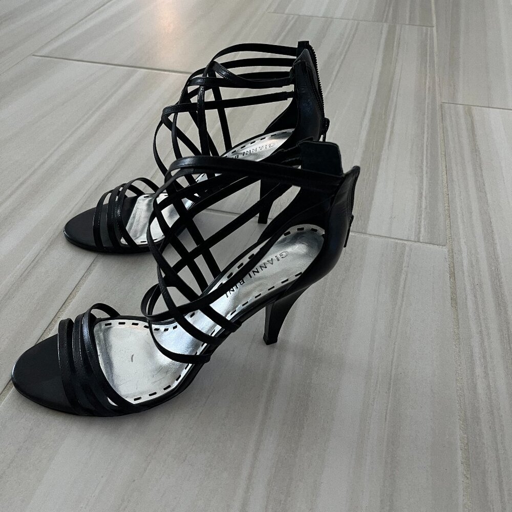 Gianni Bini Stiletto Black Heels Size 8M